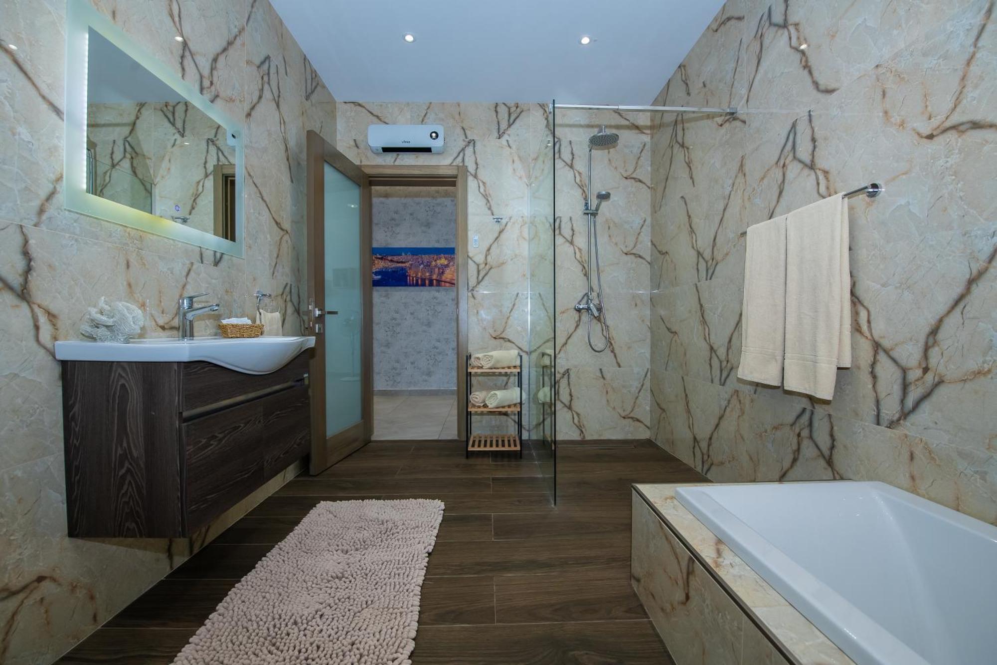 Clifftop Modern Apartment Mellieħa Екстериор снимка