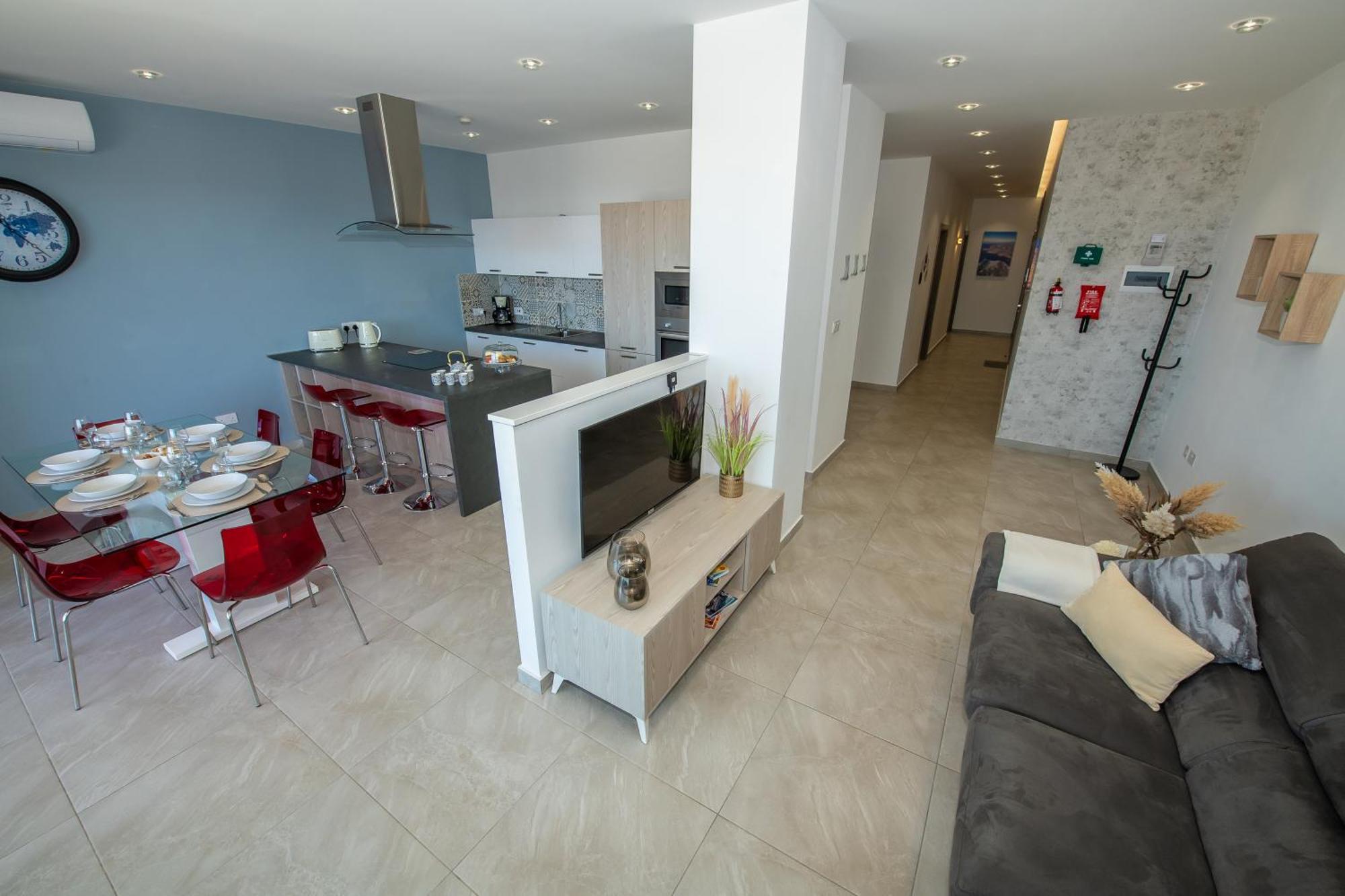 Clifftop Modern Apartment Mellieħa Екстериор снимка