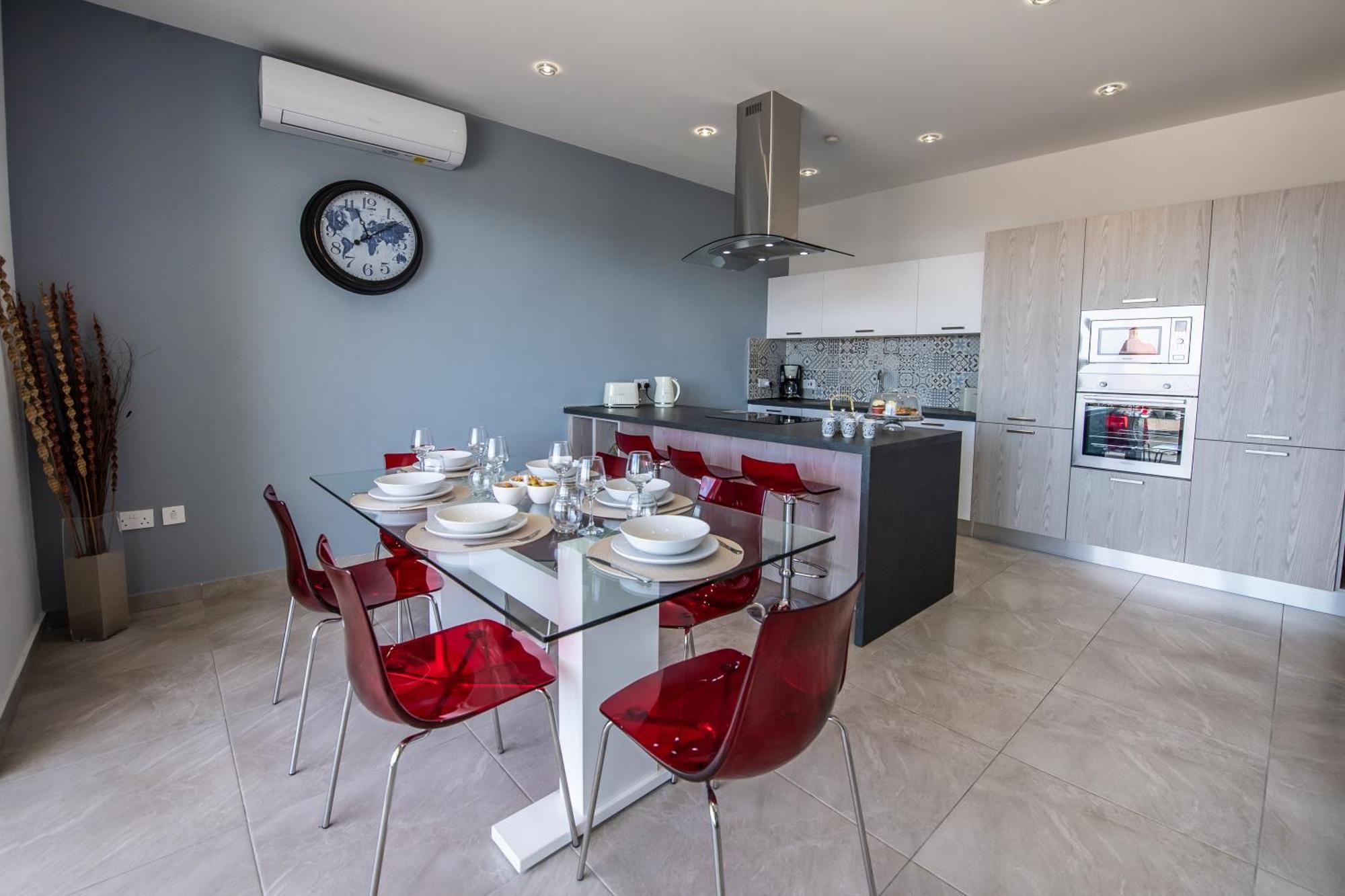 Clifftop Modern Apartment Mellieħa Екстериор снимка